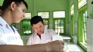 Cegah Corona: Siswa SMA IT Latansa Cendekia Racik Hand Sanitizer Ekstrak Daun Kersen