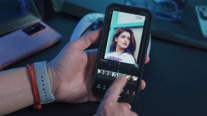 Editor Foto Online CapCut untuk Seniman: Merancang Karya Seni dan Cetakan Digital