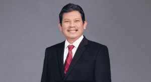 Prof. Dr. dr. Ali Ghufron Mukti, Sp.BS(K): Ahli Bedah Plastik yang Membangun Harapan bagi Korban Bencana dan Kecelakaan