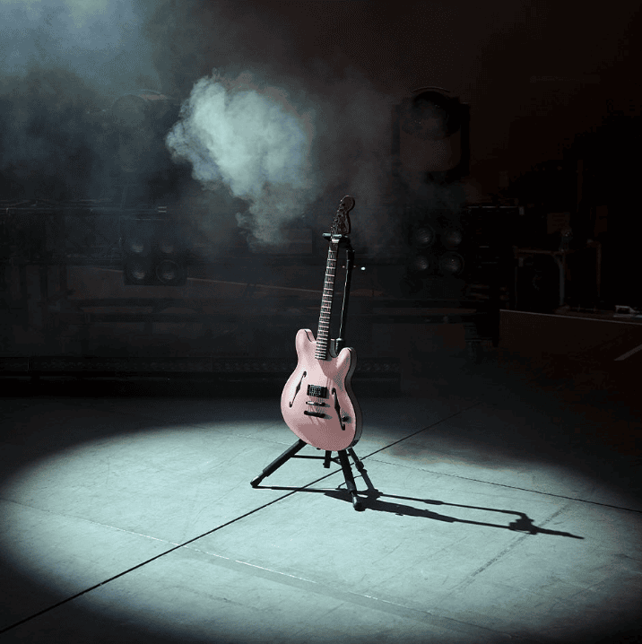 gitar starcaster