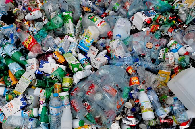 Sampah Botol Plastik