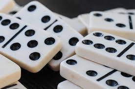 domino